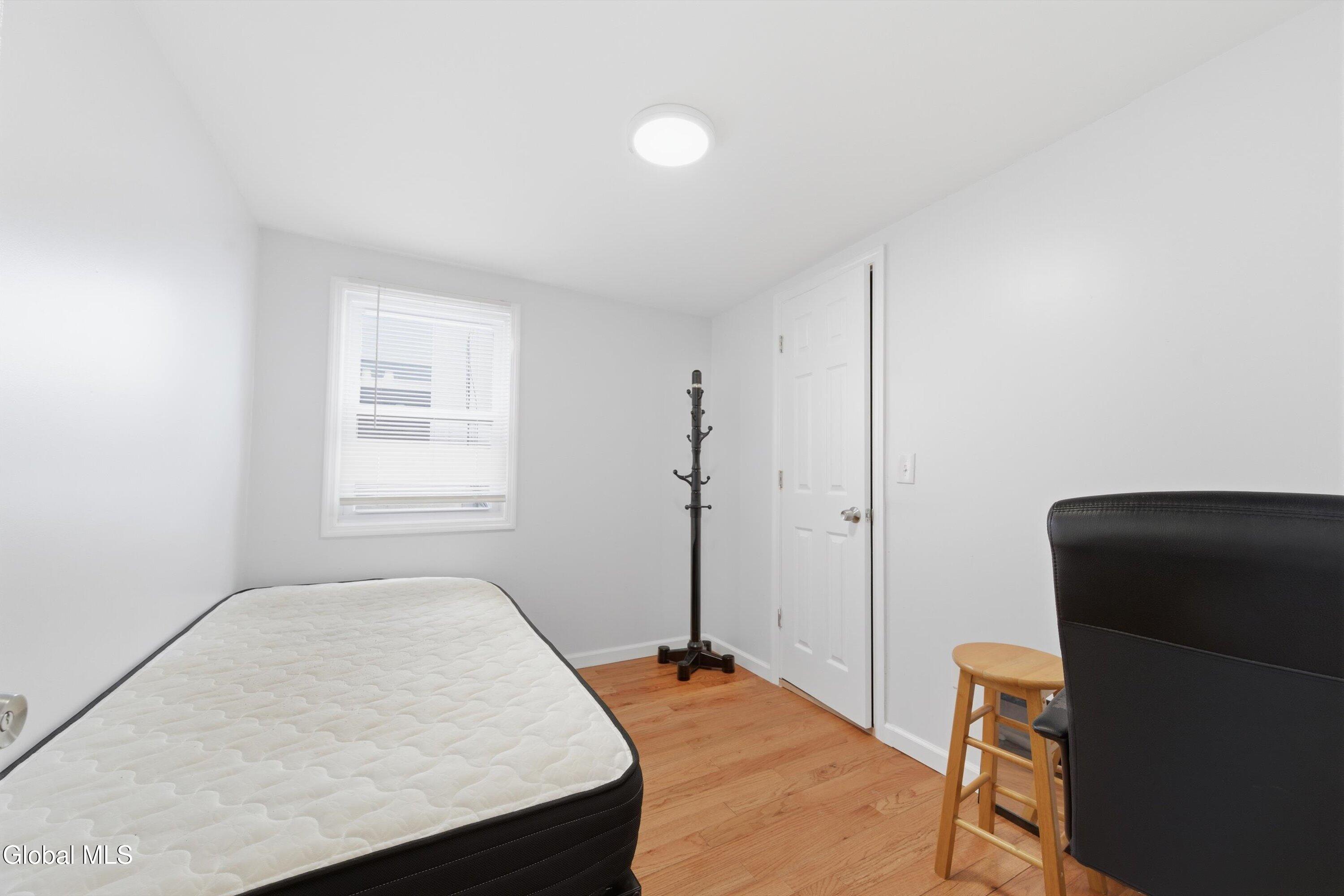 86 14th Street Troy, NY 12180 - Photo 20 of 26 06-86_14th_Street_006