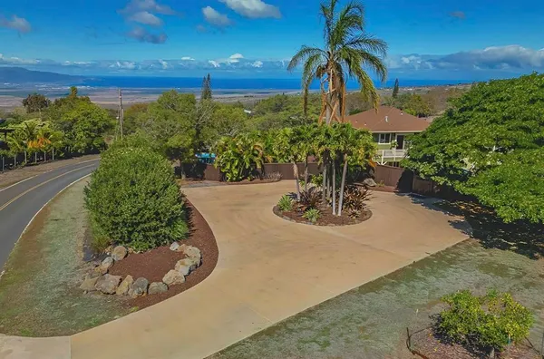 a view of a outdoor space