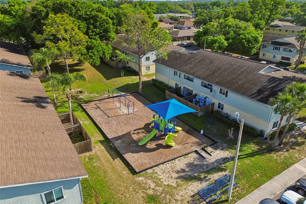 229 Red Maple Place Brandon, FL 33510 - Photo 37 of 45 an aerial view of a house