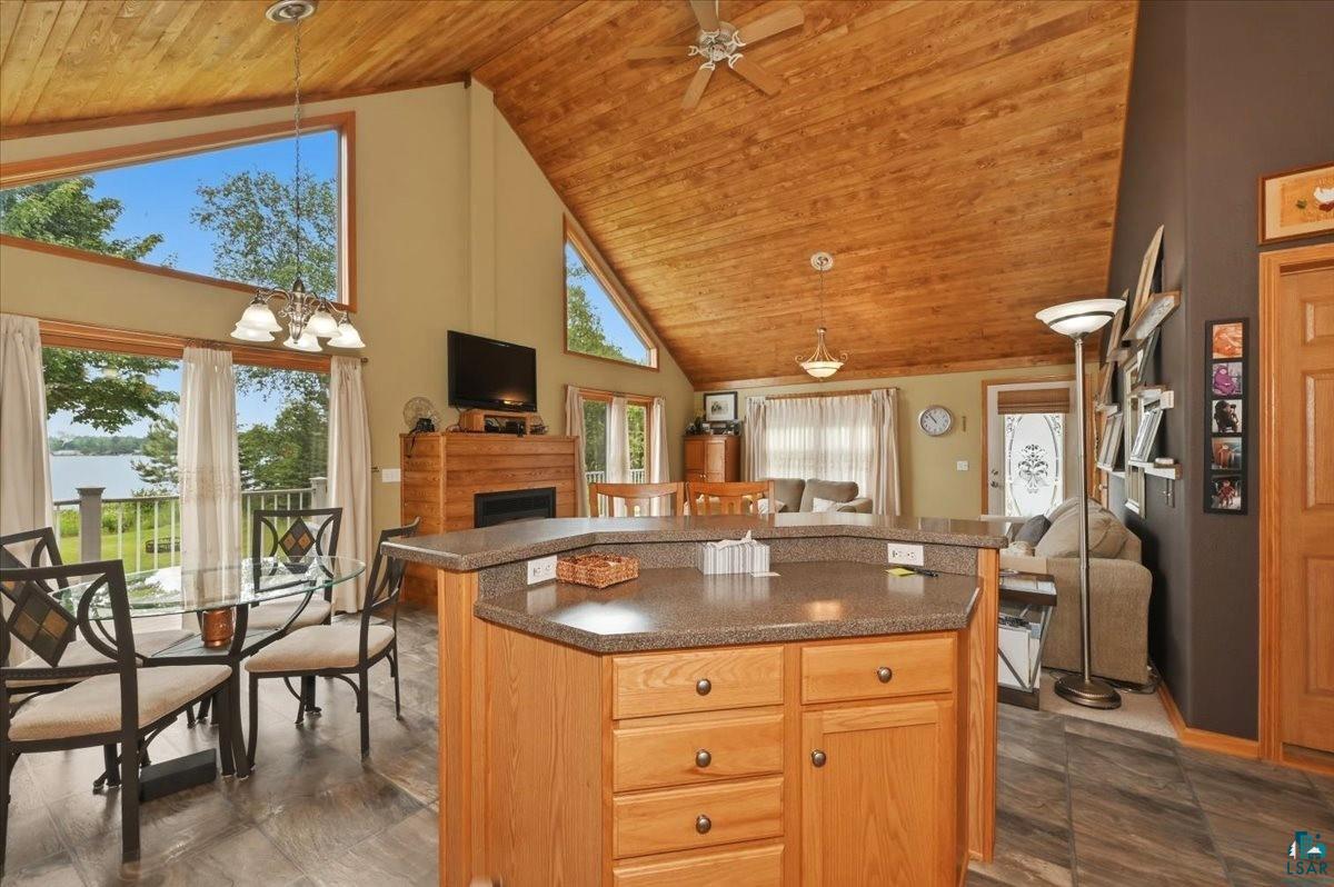8162 South Dowling Road West Superior, WI 54880 - Photo 4 of 15 Kitchen