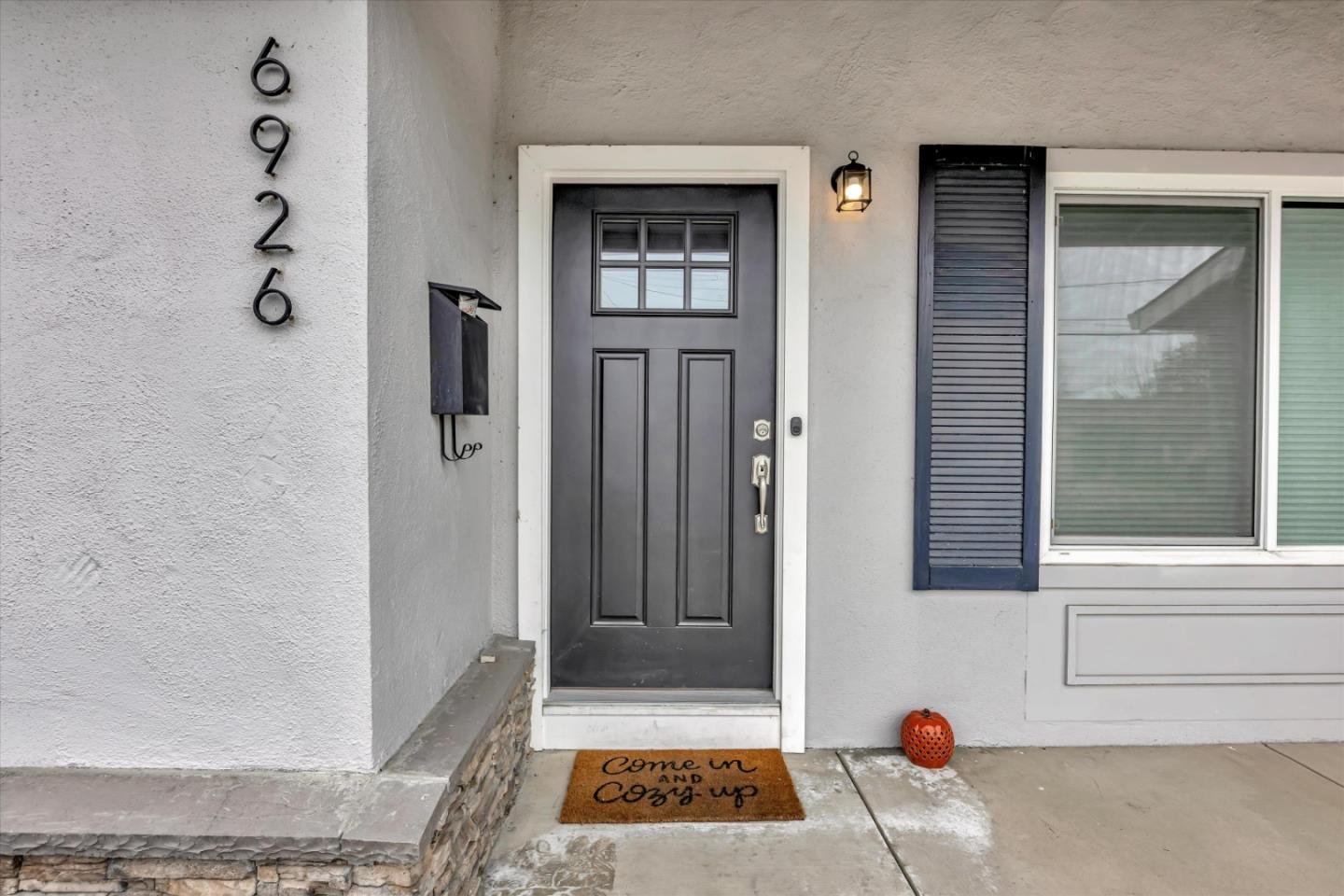 6926 Brighton Drive Dublin, CA 94568 - Photo 5 of 35