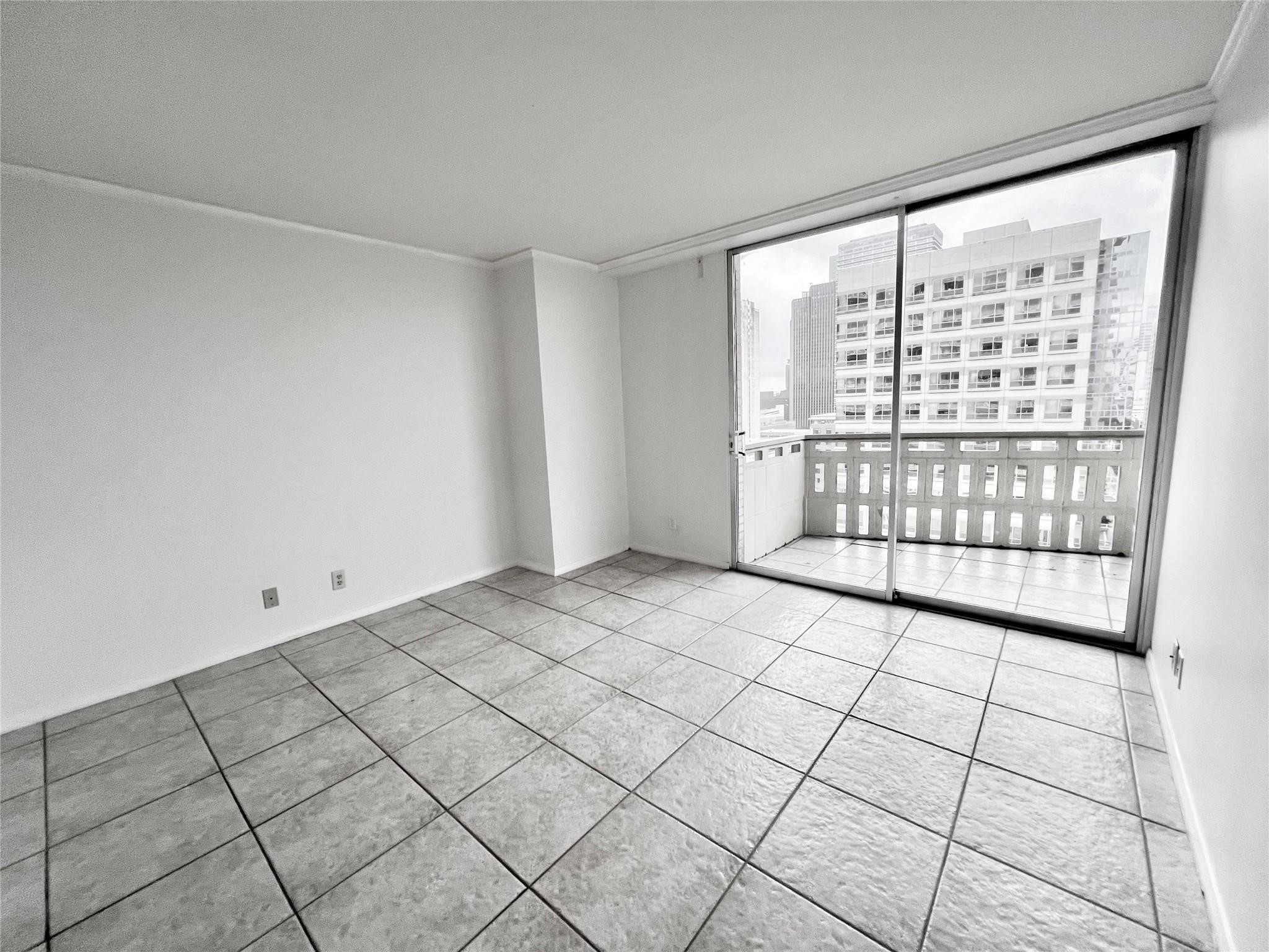 2016 Main Street, Unit 1501 Houston, TX 77002 - Photo 11 of 33 Bedroom