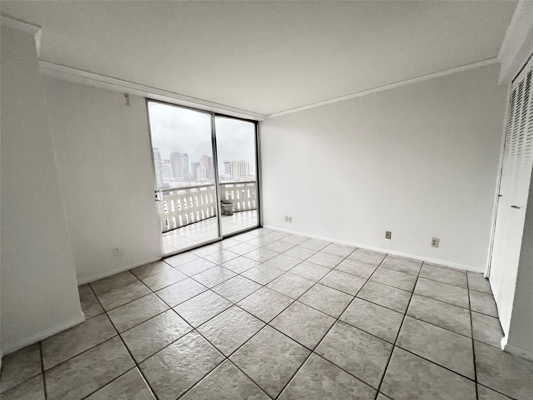 2016 Main Street, Unit 1501 Houston, TX 77002 - Photo 12 of 33 Bedroom