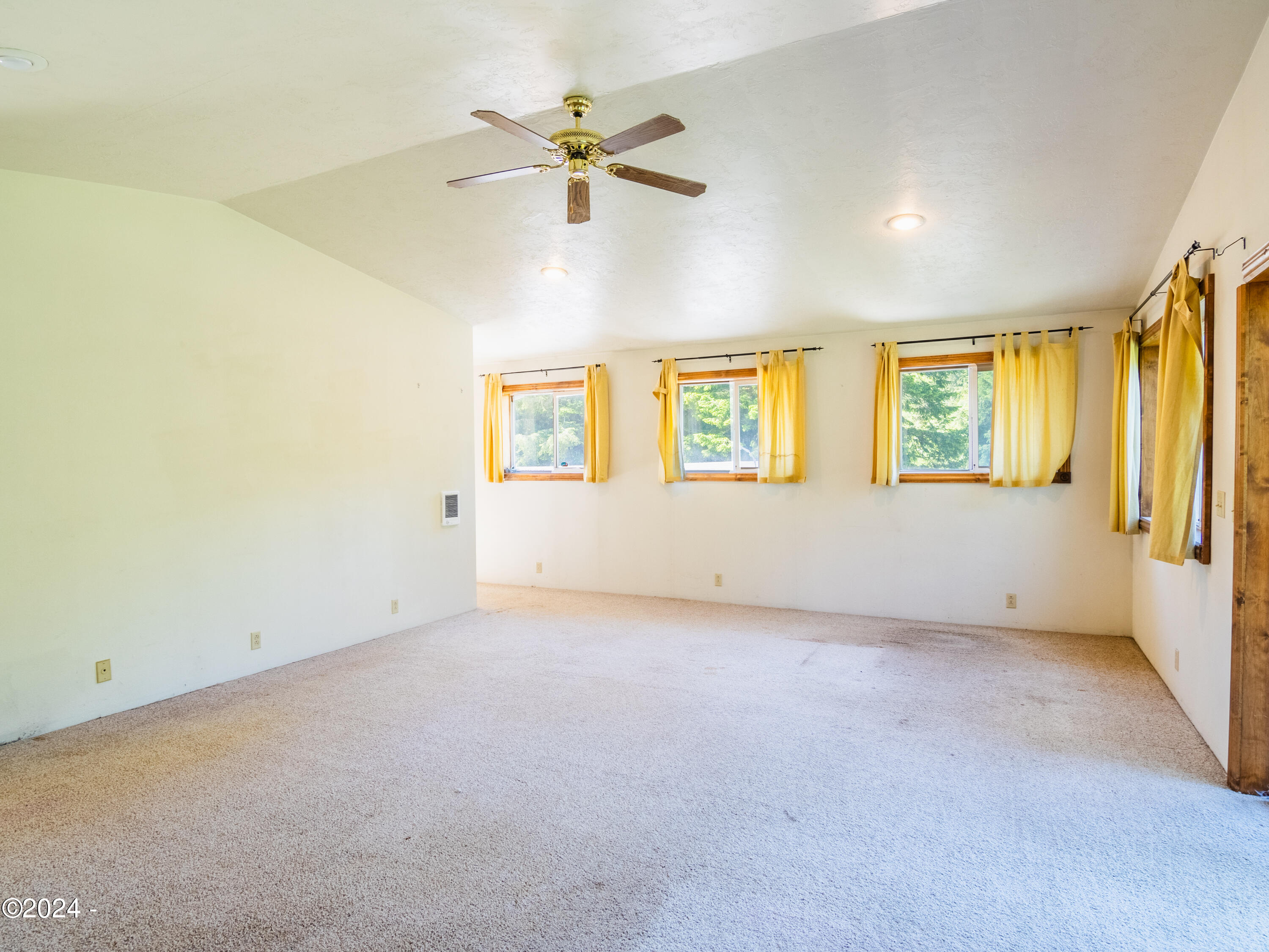 909 Christiansen Road Toledo, OR 97391 - Photo 34 of 43 Master Bedroom #2