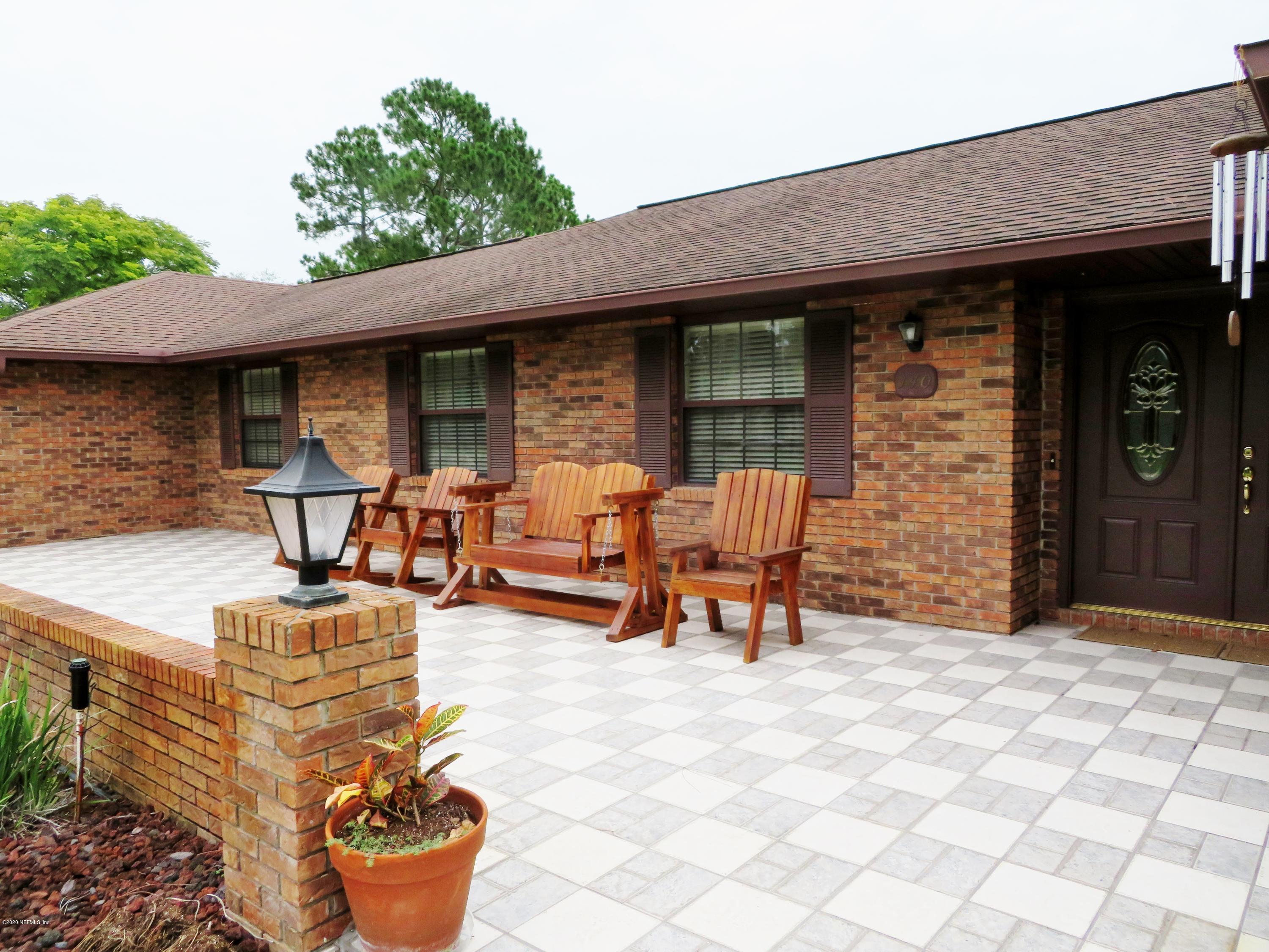140 Confederate Point Road Palatka, FL 32177 - Photo 2 of 25 Front Entrance