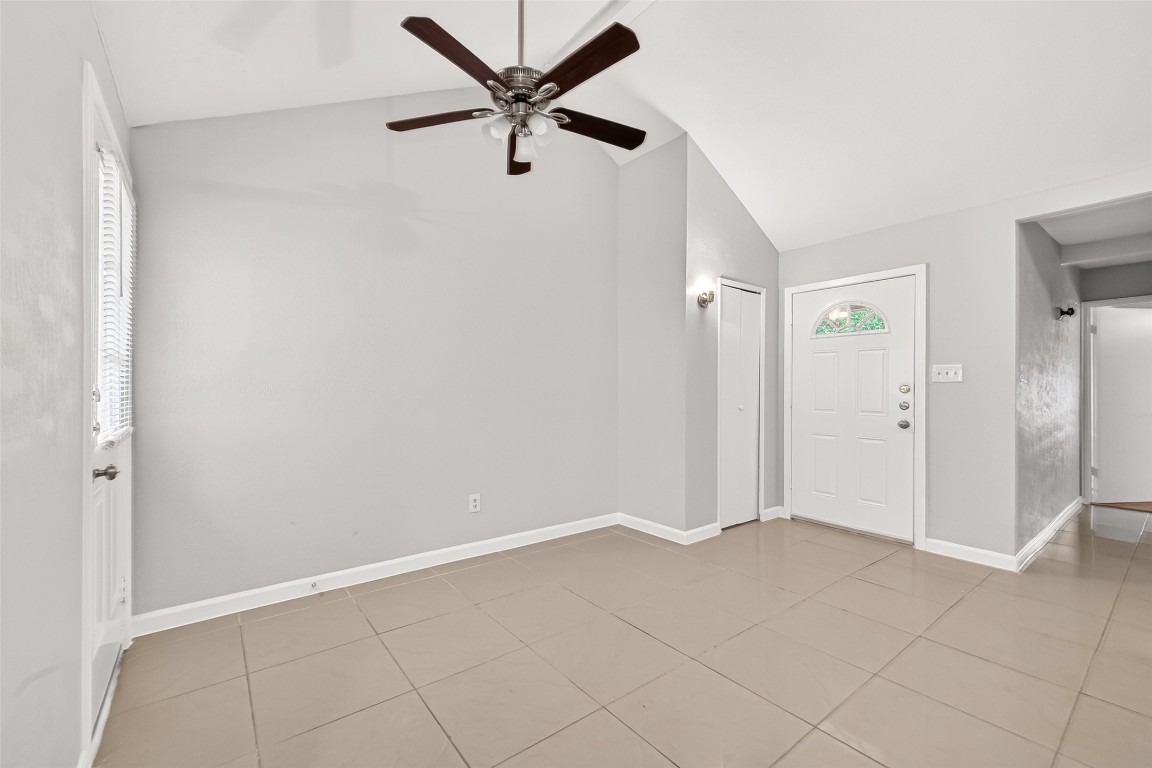 17421 Ranch Country Road Hockley, TX 77447 - Photo 6 of 28 a view of an empty room