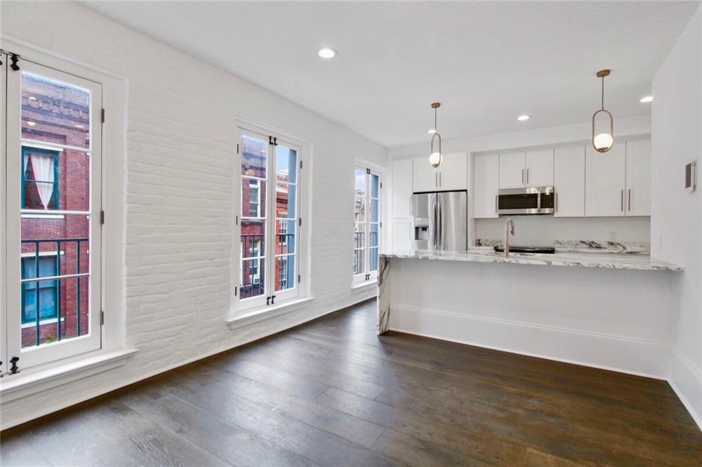 226 Decatur Street, Unit 2A New Orleans, LA 70130 - Photo 4 of 11