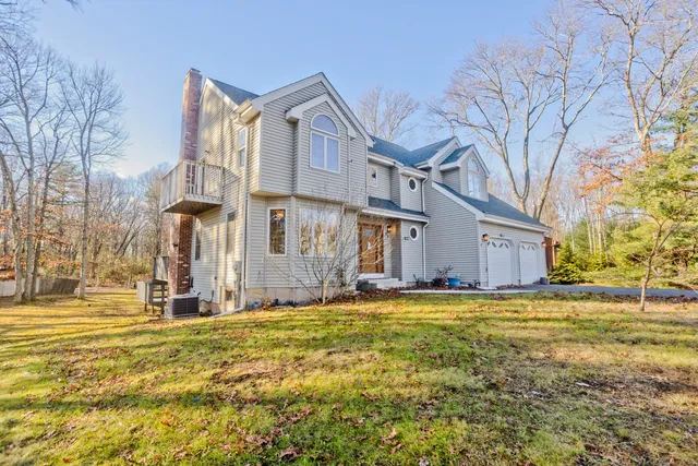 $535,000 | 29 Privilege Road, Bloomfield, CT 06002