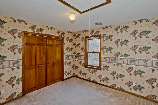 $535,000 | 29 Privilege Road, Bloomfield, CT 06002