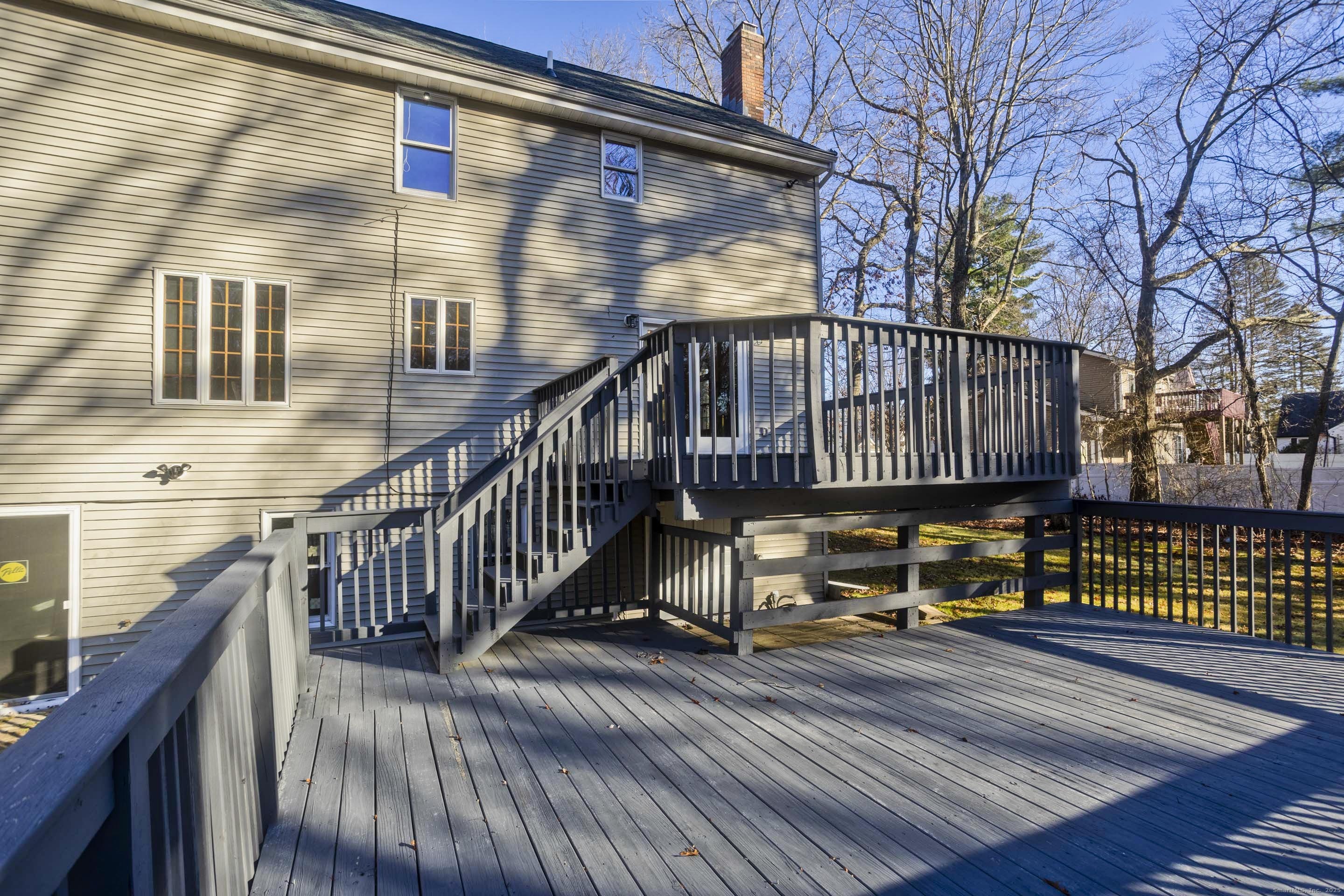 29 Privilege Road Bloomfield, CT 06002 - Photo 5 of 31