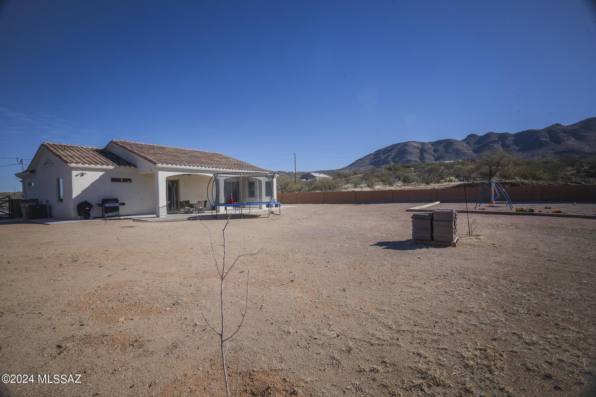 157 Camino Embarcadero Rio Rico, AZ 85648 - Photo 5 of 38