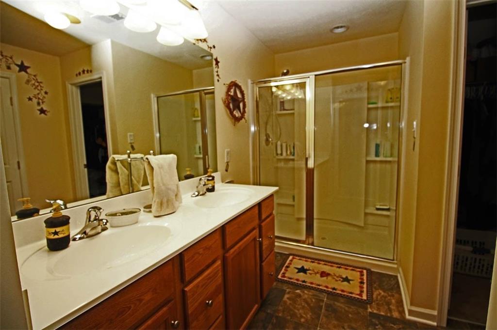 507 Saddle Ridge Court Irwin, PA 15642 - Photo 13 of 24 Master Bath with double sinks, shower, & walk-in closet.