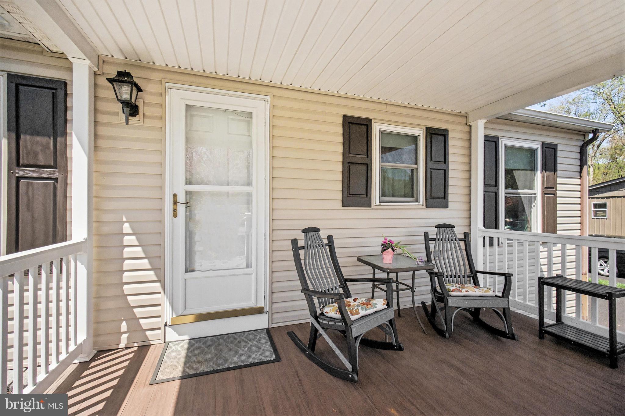 220 Maple Avenue Manheim, PA 17545 - Photo 3 of 30