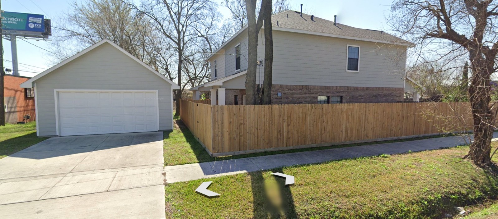 6501 Stratton Street Houston, TX 77023 - Photo 2 of 29 Unit B has a detached garage, it can be converted on an additional Unit.