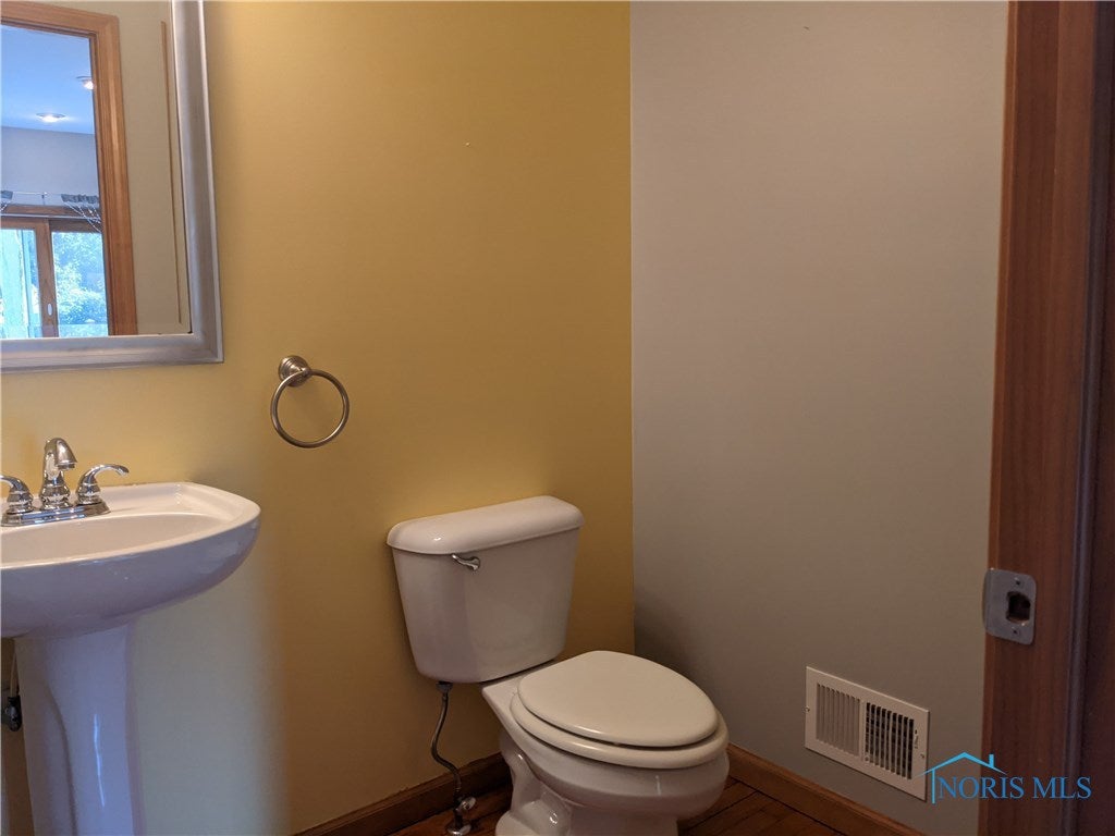 1121 West State Line Road Toledo, OH 43612 - Photo 28 of 43 Gallery Image 28