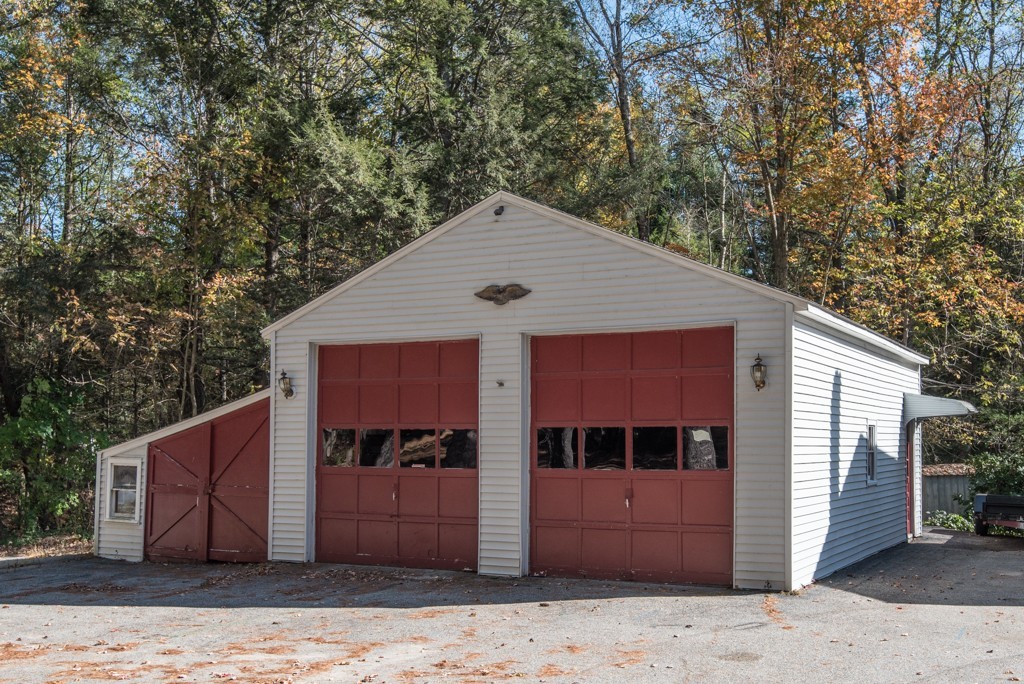 123 Blood Road Charlton, MA 01507 - Photo 3 of 30