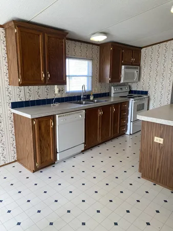 $159,900 | 1141 Bakerton Road, Red Boiling Springs, TN 37150