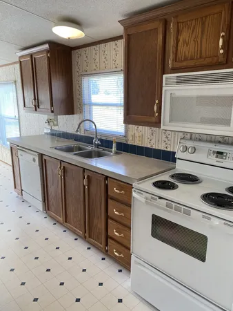 $159,900 | 1141 Bakerton Road, Red Boiling Springs, TN 37150