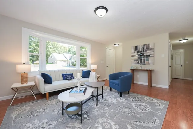 $699,000 | 7 Dexter Mill Drive, Falmouth, MA 02536