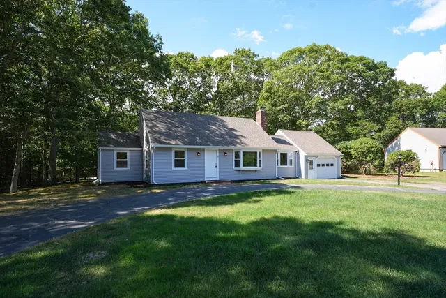 $699,000 | 7 Dexter Mill Drive, Falmouth, MA 02536