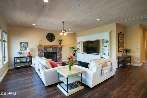 $989,000 | 1100 Pine Oaks Drive, Show Low, AZ 85901