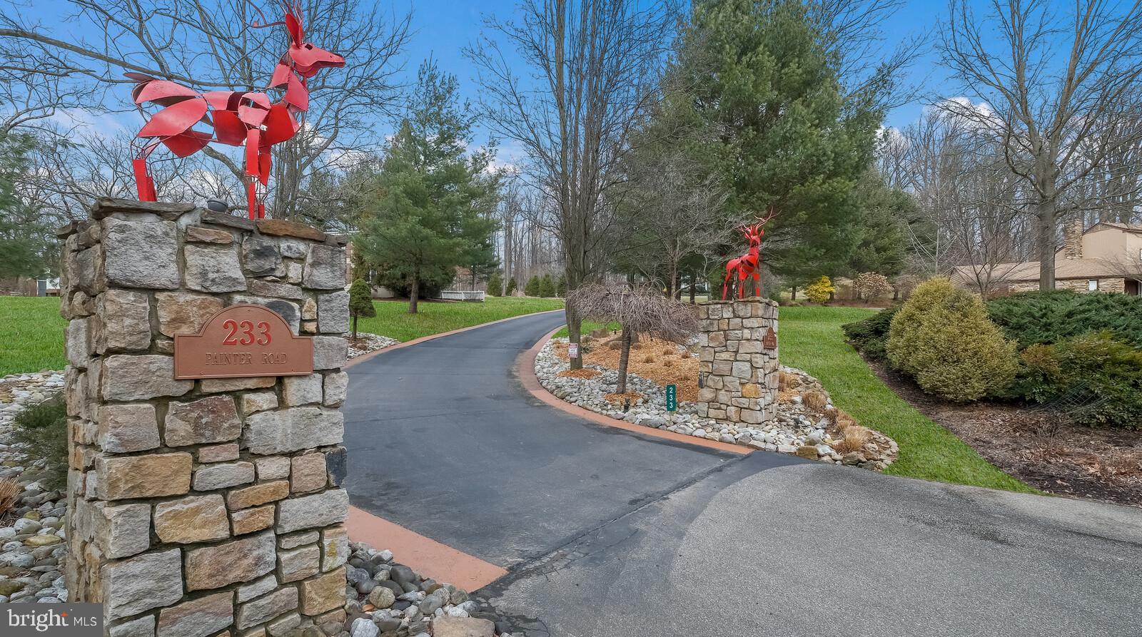 Welcome to 233 Painters Rd.