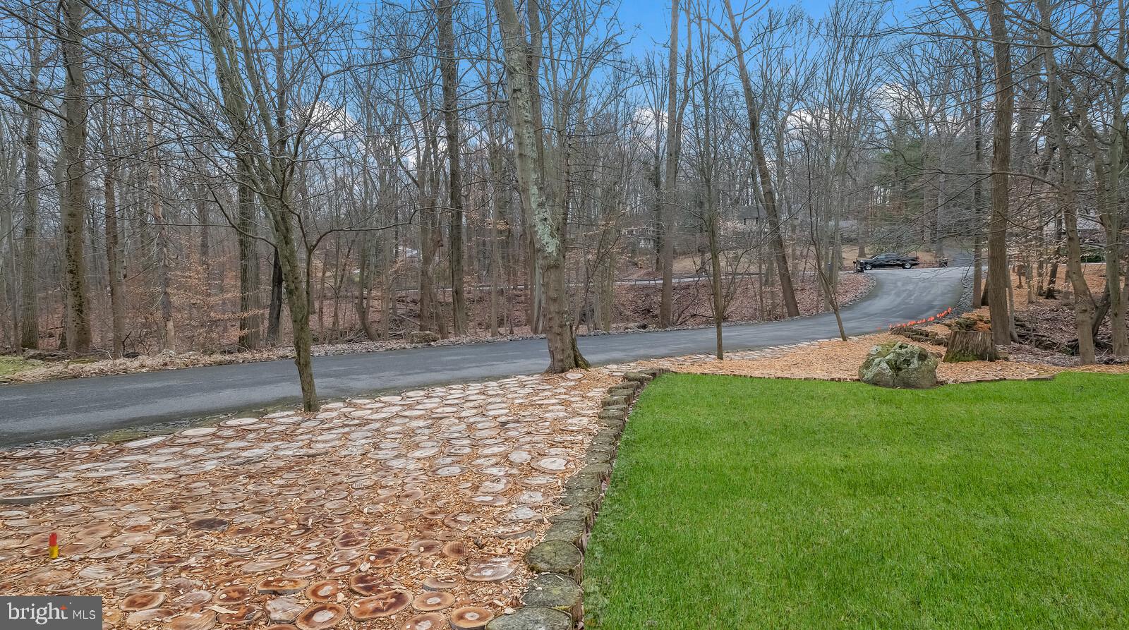 233 Painter Road Media, PA 19063 - Photo 5 of 84 Beautiful hardscape