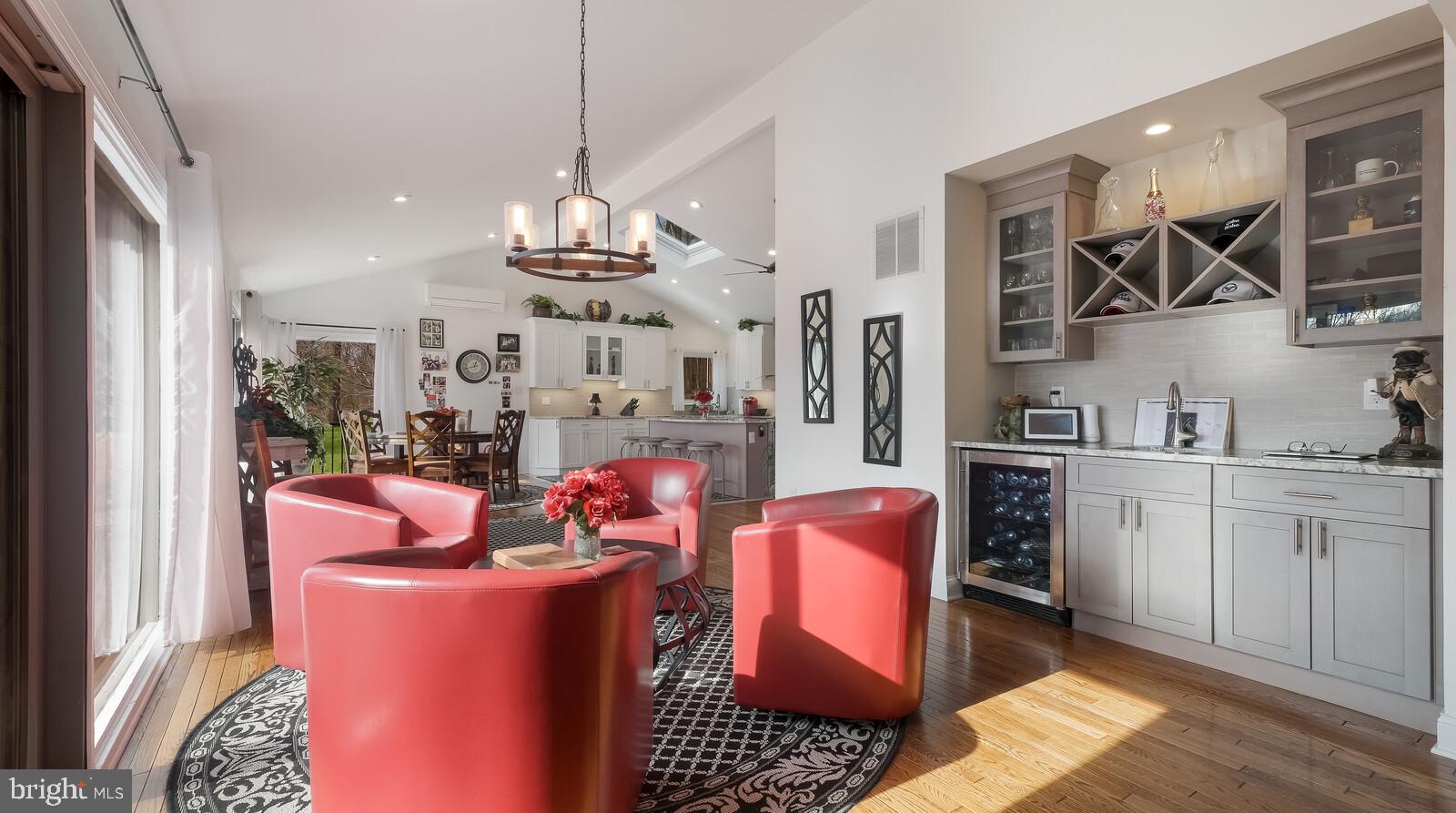 233 Painter Road Media, PA 19063 - Photo 53 of 84 Wine/ coffee bar with seating