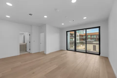 $460,000 | 2209 South 1st Street, Unit 231, Austin, TX 78704