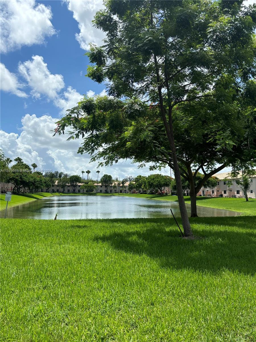 2721 Southeast 12th Place, Unit 205 Homestead, FL 33035 - Photo 2 of 15 Living room view