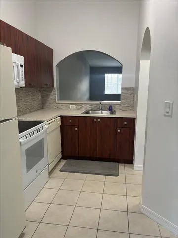 $1,650 | 2721 Southeast 12th Place, Unit 205, Homestead, FL 33035