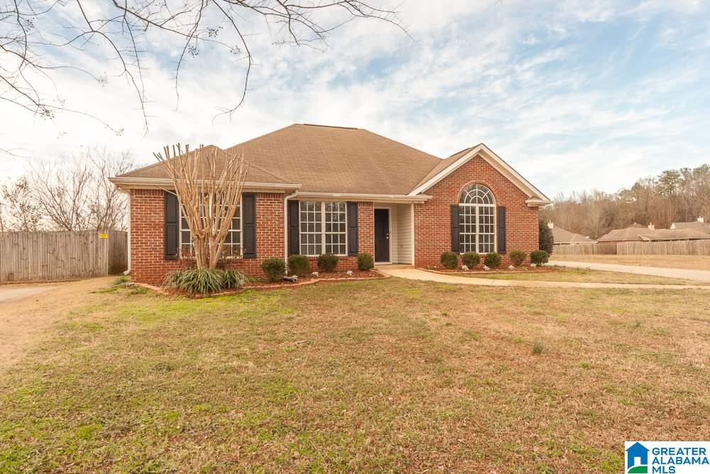 229 Silverstone Lane Alabaster, AL 35007 - Photo 2 of 28