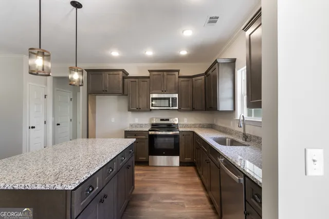 $374,900 | 118 Pin Oak Lane, Unit 47, Statesboro, GA 30458