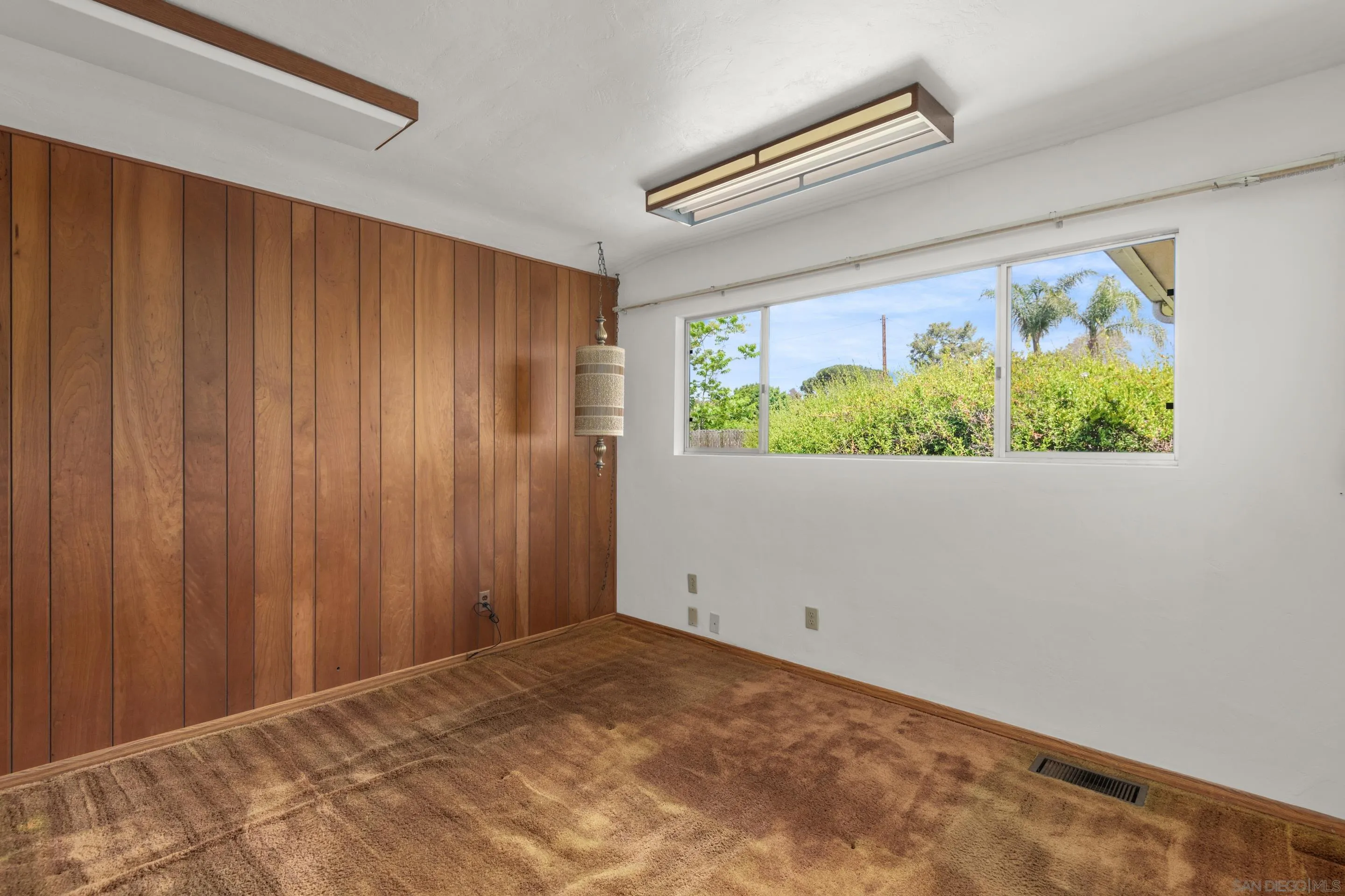 486 Murray Drive El Cajon, CA 92020 - Photo 15 of 23 a view of an empty room