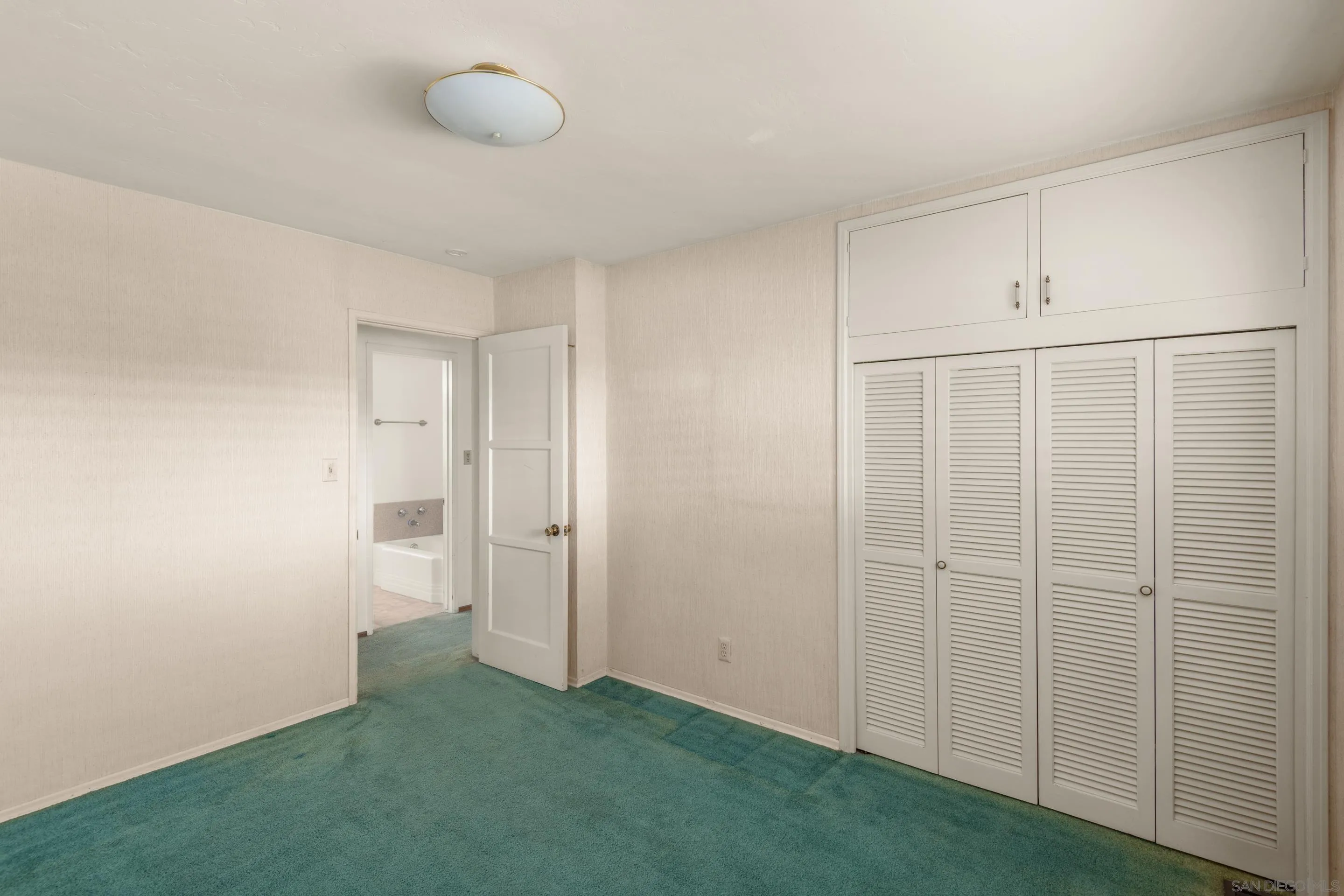 486 Murray Drive El Cajon, CA 92020 - Photo 19 of 23 a view of empty room