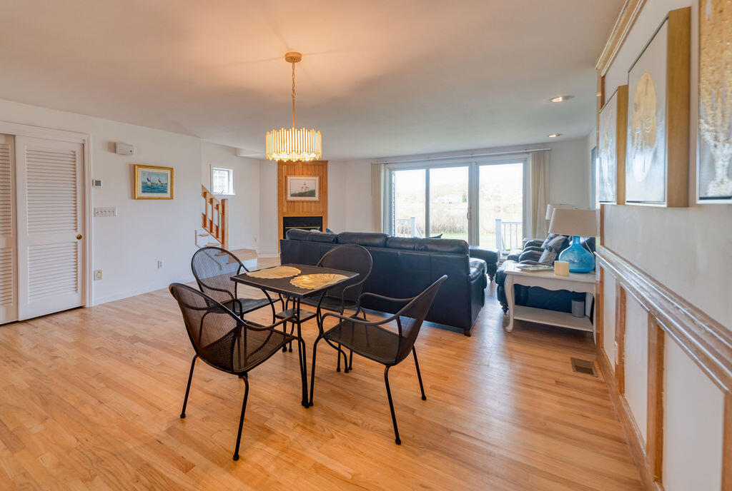 381 Ocean Street, Unit 1 Hyannis, MA 02601 - Photo 16 of 43 oceanst-13