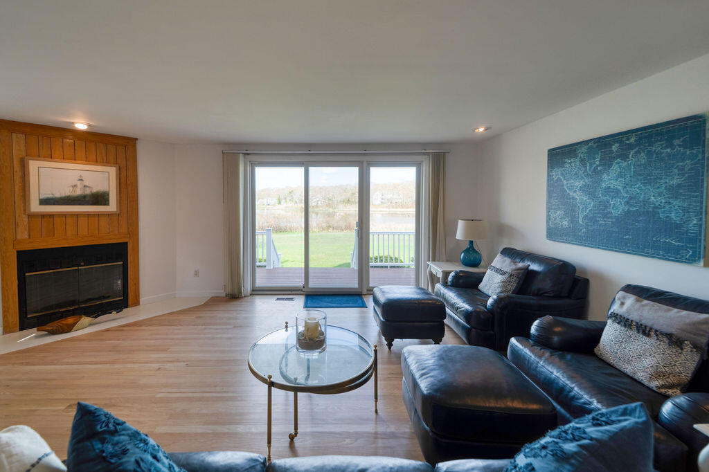 381 Ocean Street, Unit 1 Hyannis, MA 02601 - Photo 18 of 43 oceanst-15