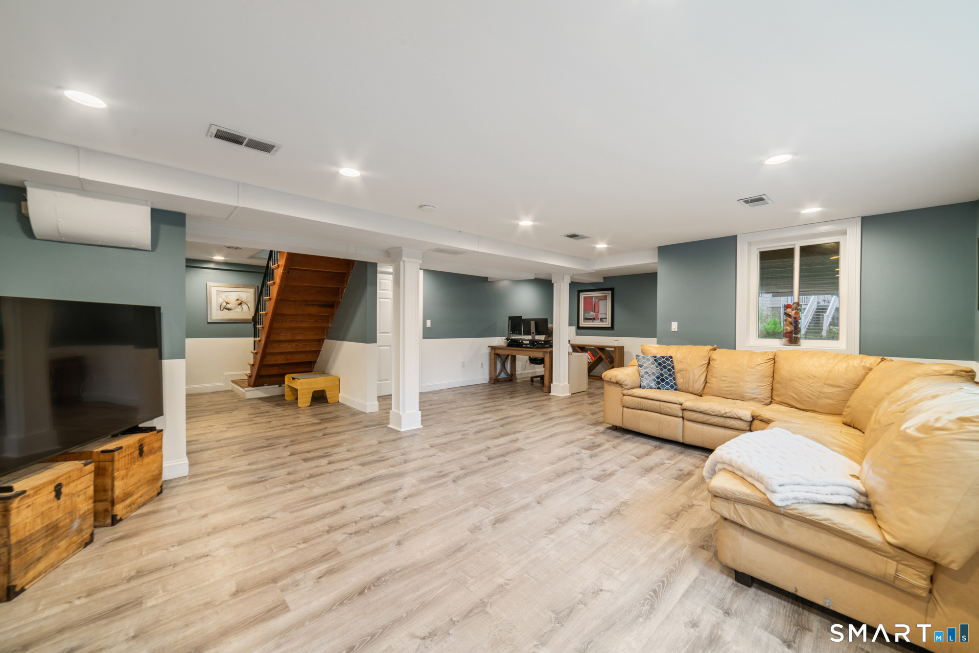76 Bryan Hill Road Milford, CT 06460 - Photo 21 of 37