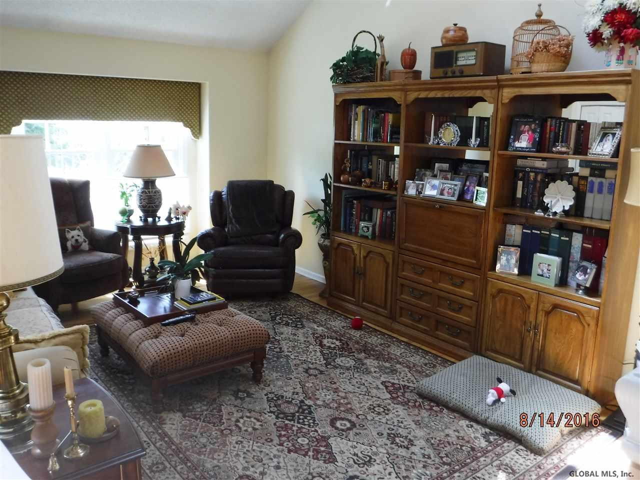 26 Ridgefield Drive Guilderland, NY 12186 - Photo 2 of 25 Photo 2