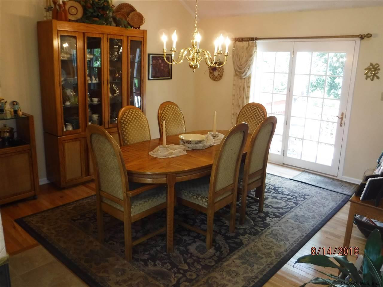 26 Ridgefield Drive Guilderland, NY 12186 - Photo 3 of 25 Photo 3