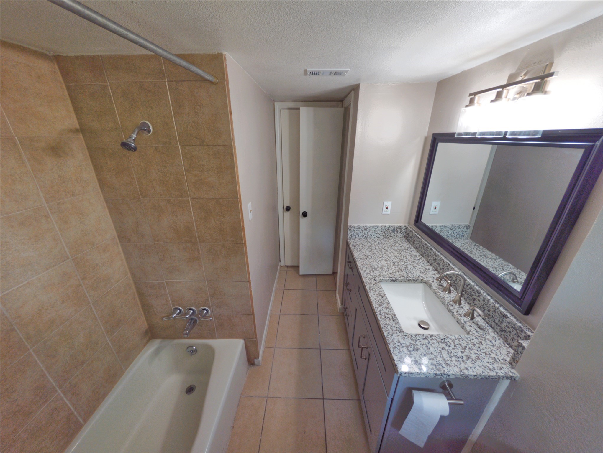 4919 Connorvale Road Houston, TX 77039 - Photo 12 of 32