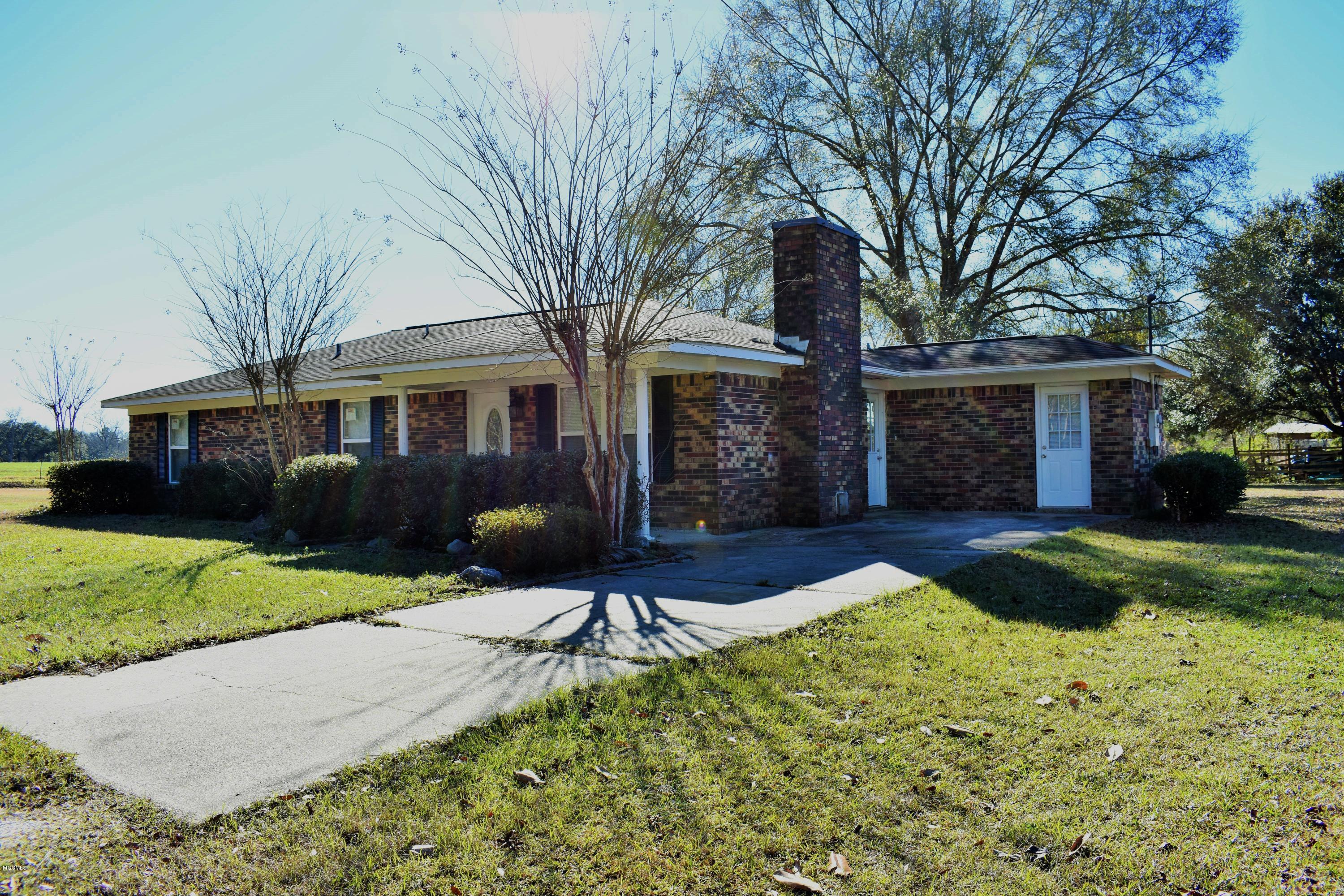 1279 Stonecypher Road Lucedale, MS 39452 - Photo 2 of 24 Front