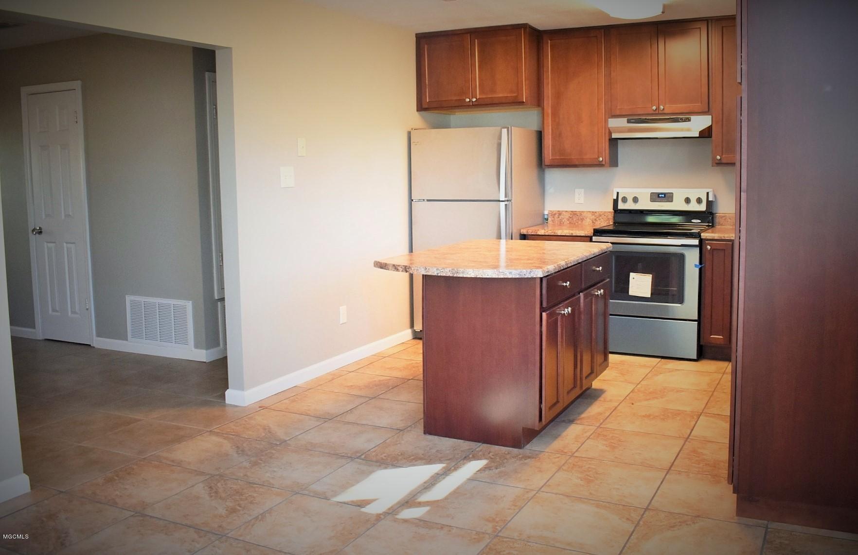 1279 Stonecypher Road Lucedale, MS 39452 - Photo 10 of 24 Kitchen