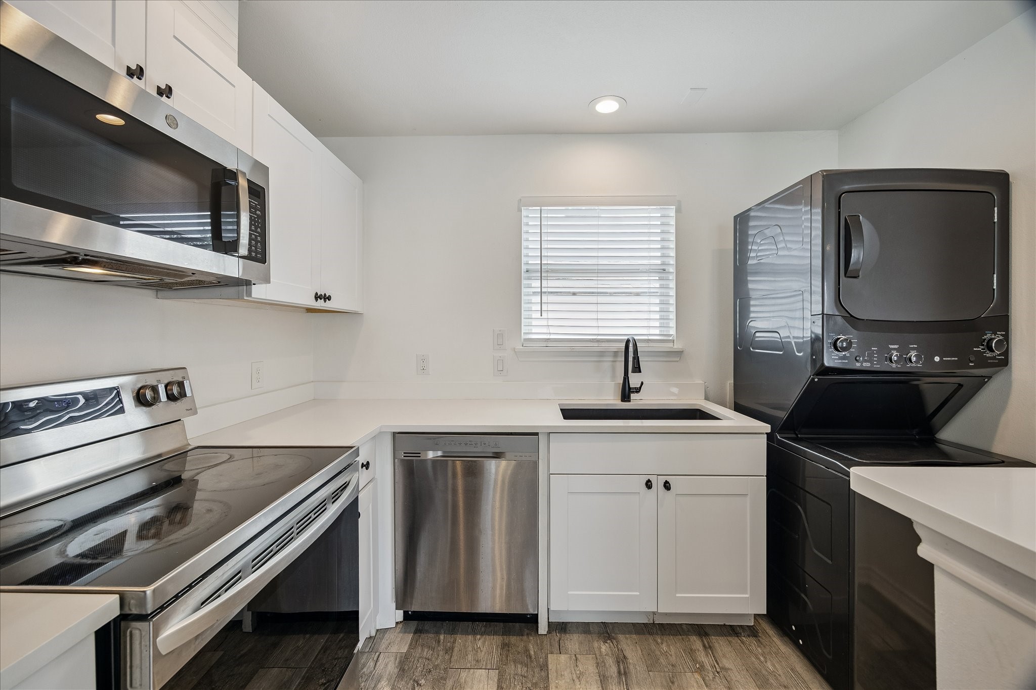 2610 Cochran Street, Unit B Houston, TX 77009 - Photo 10 of 15