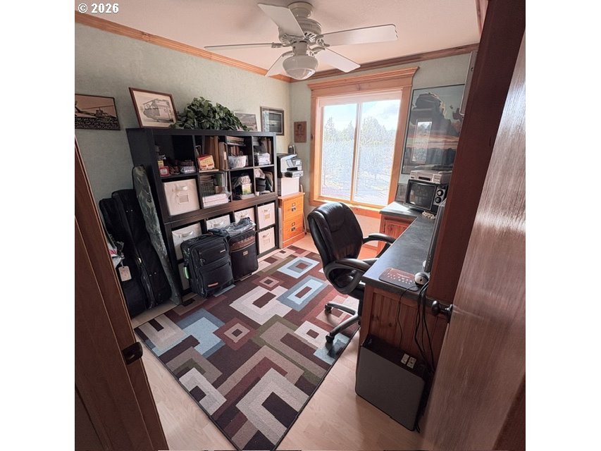 64810 McGrath Road Bend, OR 97701 - Photo 11 of 26