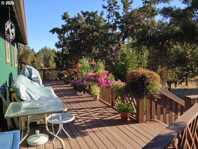 64810 McGrath Road Bend, OR 97701 - Photo 15 of 26