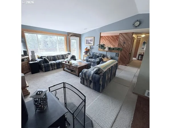 $899,000 | 64810 McGrath Road, Bend, OR 97701