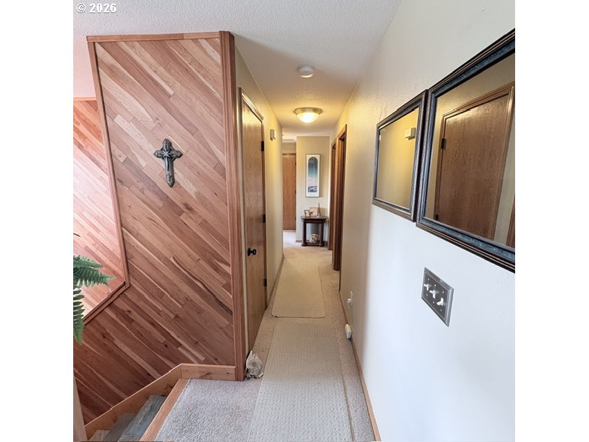 64810 McGrath Road Bend, OR 97701 - Photo 7 of 26