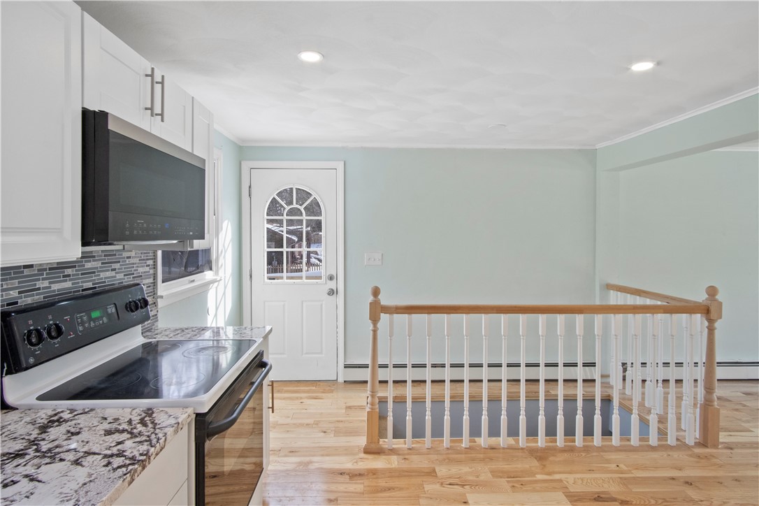 272 Arnold Road Coventry, RI 02816 - Photo 7 of 19