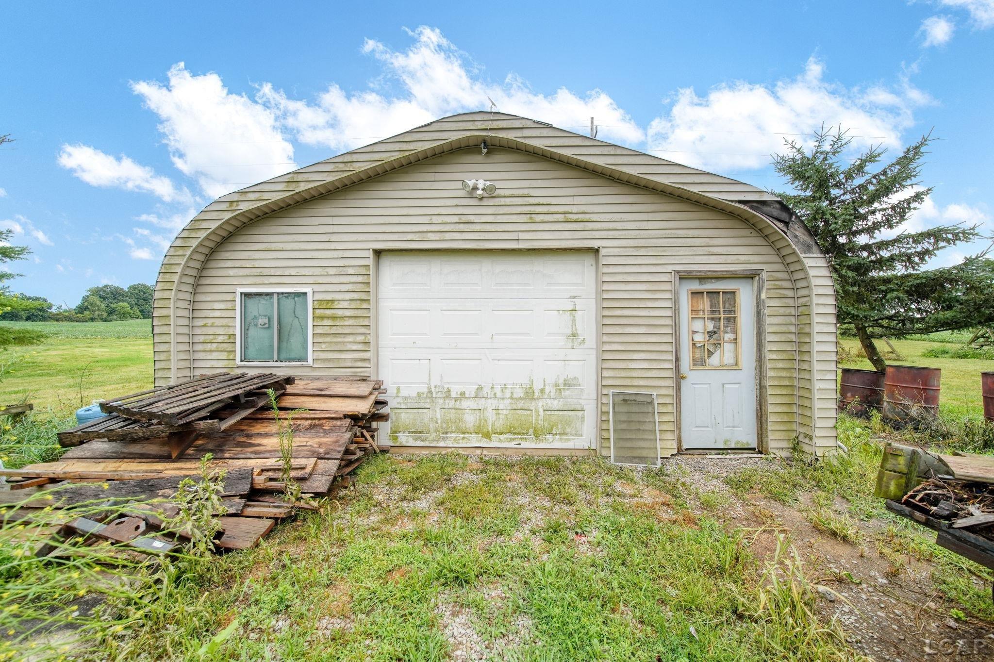 11609 West Carleton Road Clayton, MI 49235 - Photo 46 of 54 50183505-ab5e0fe0-2418-4ab1-9270-b4d71b32ab4b.JPG